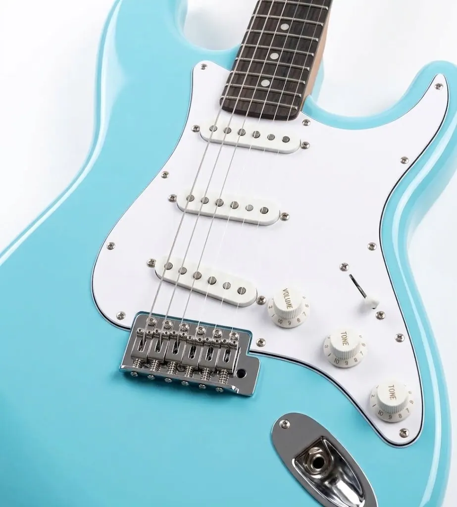 Guitarra Eléctrica Smiger Stratocaster Celeste + Forro 2